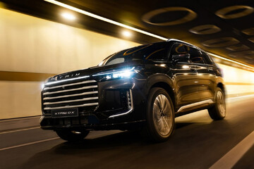 خودرویی لوکس و ایمن برای سفر در مسیرهای ایران و جاده ابریشم