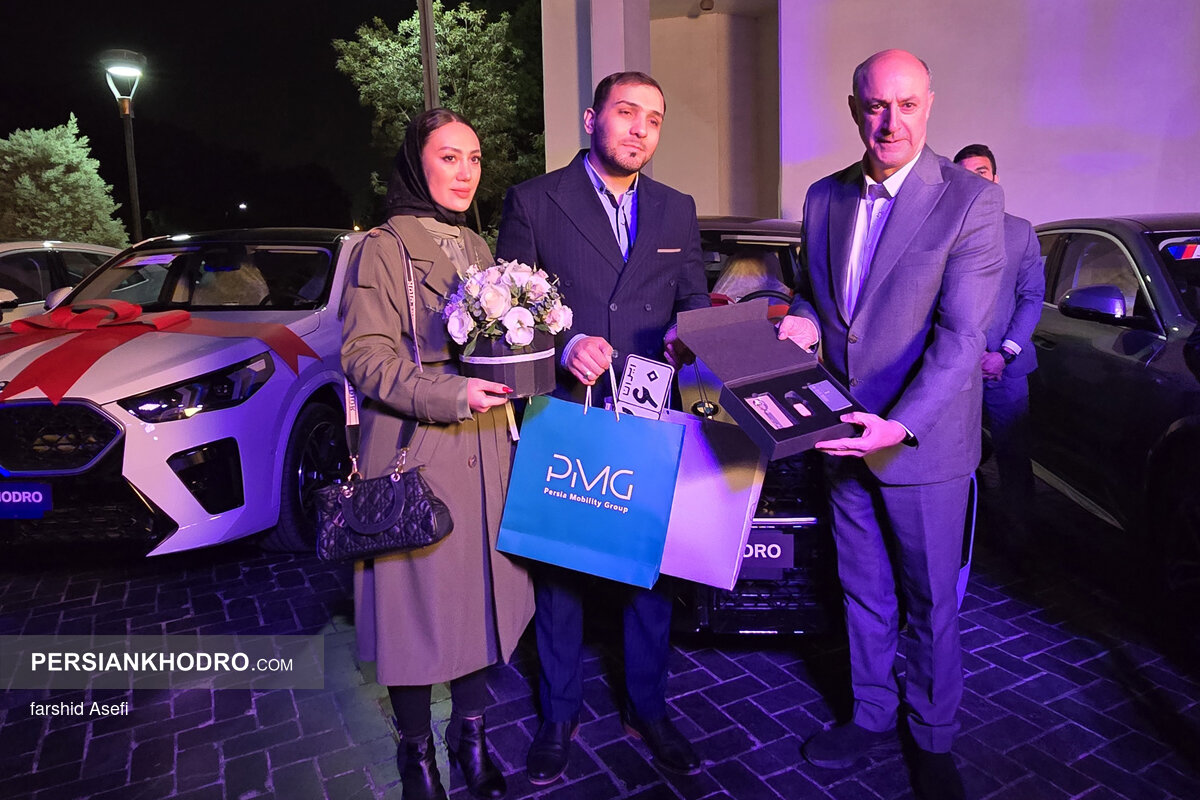 مراسم تحویل خودروهای ب ام پرشیا خودرو