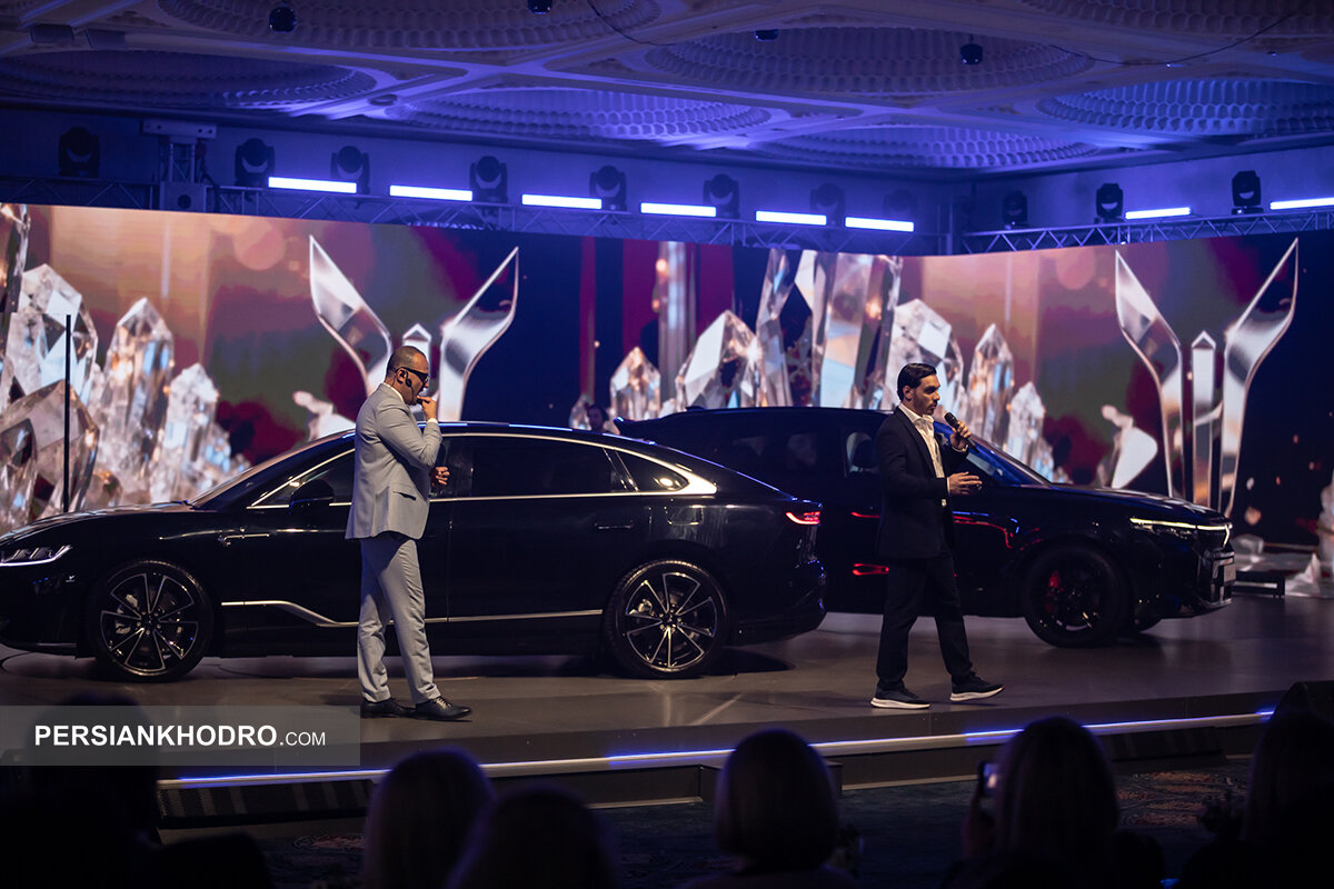 شب وویا در تهران