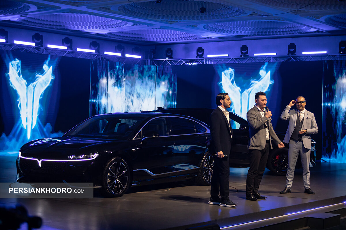 شب وویا در تهران