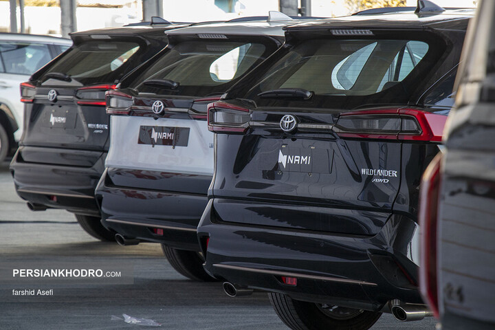 تویوتا کرولا کراس نامی خودرو