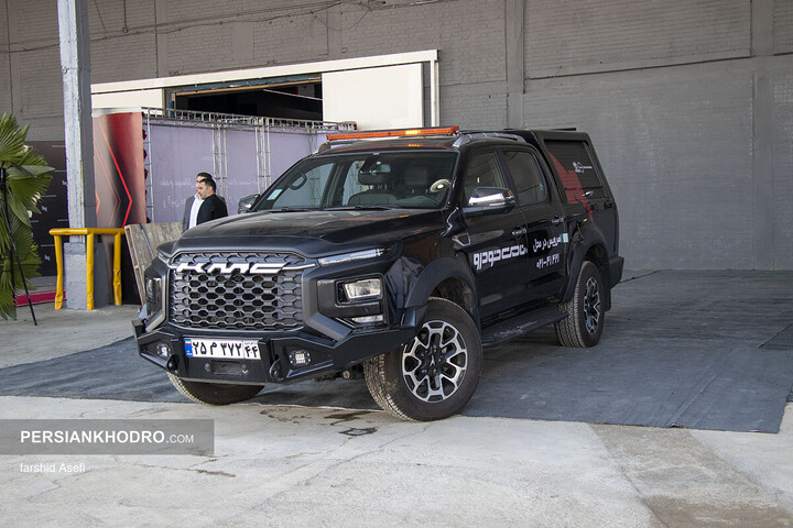 امداد نامی خودرو