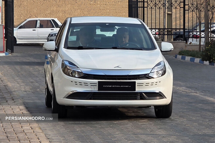 ملی‌ترین سدان پاک ایران زیر نظر مدیرعامل کرمان‌موتور رونمایی شد!