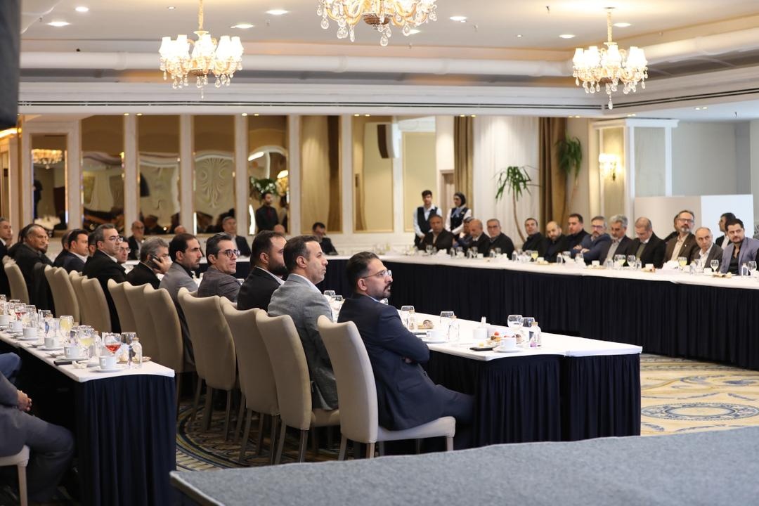 بررسی سناریوهای پیش‌روی بازار خودروهای تجاری