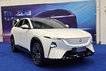 رونمایی مزدا EZ-۶۰ EREV در ایران؛ SUV برقی بردافزا با تکنولوژی هوشمند و برد ۱۱۰۰ کیلومتر