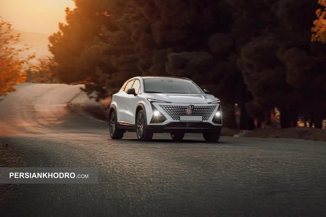 تست و بررسی چانگان UNI-T؛ کراس‌اوور آینده‌نگر آرینادرایو + مشخصات فنی