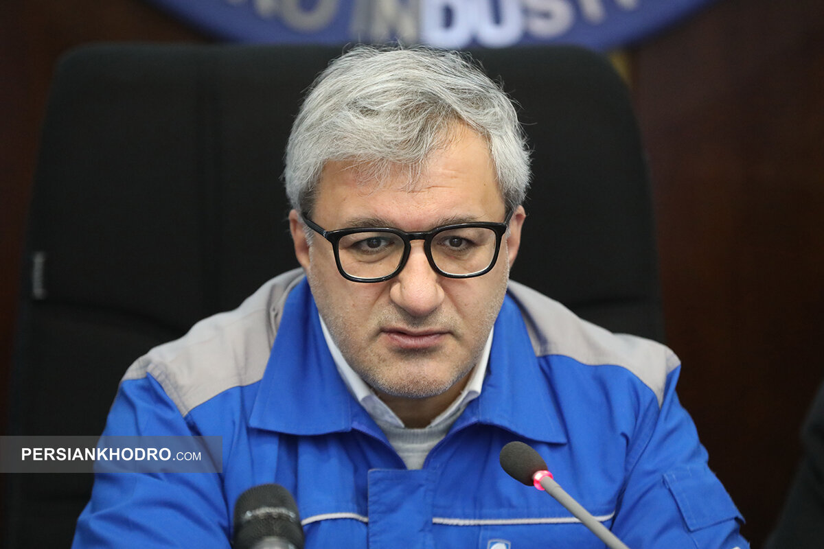 عادل پیرمحمدی: تصمیمات قیمت‌گذاری ایران‌خودرو مستند و قانونی است +سند
