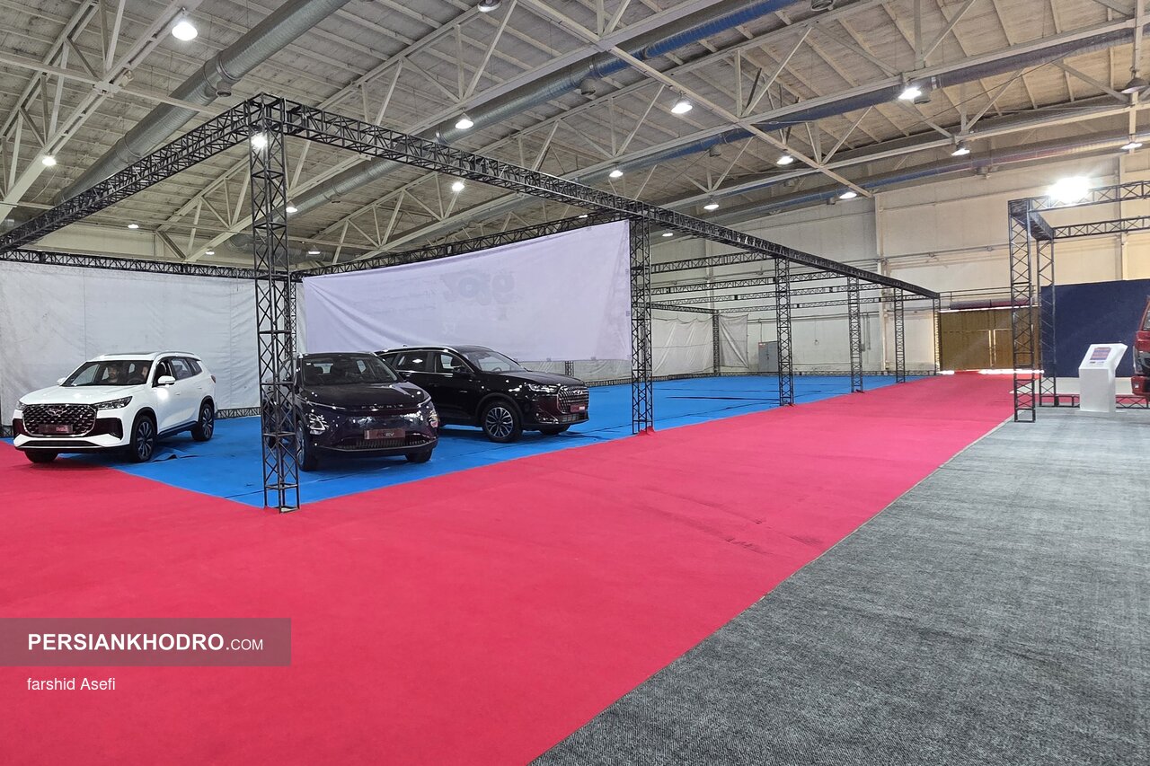 غرفه های خالی نمایشگاه تحول خودرو -دی 1404