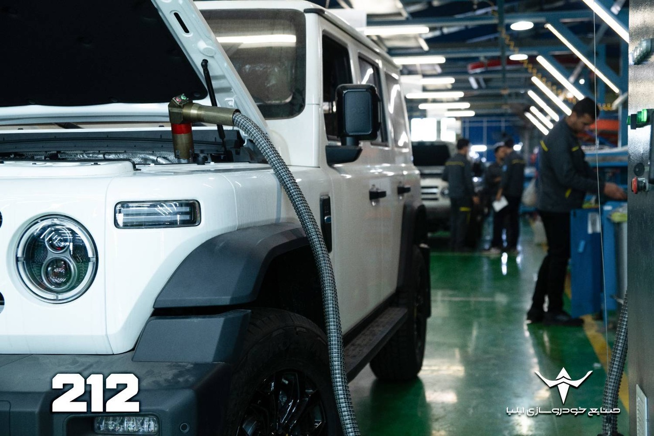 خط تولید خودرو 212