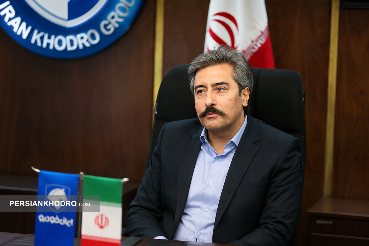 کیا داوود اسفندیاری چه سوابقی دارد؟ مدیر جدید ارتباطات ایران‌خودرو را بشناسید (+عکس معارفه)