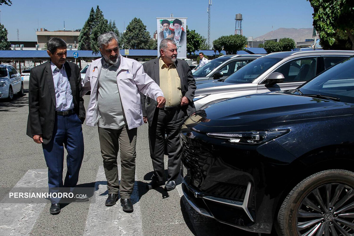 بازدید منوچهر منطقی از پارس خودرو