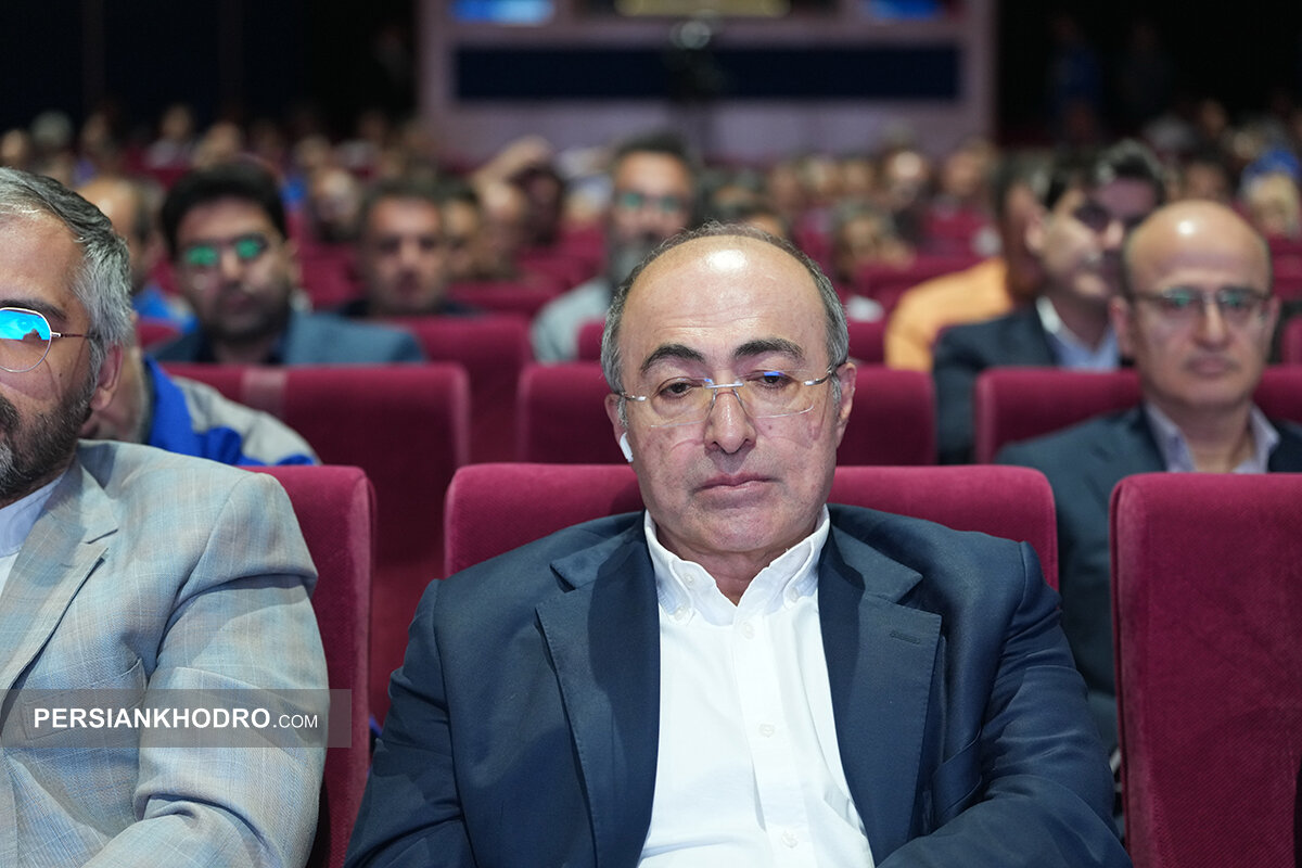 حمید کشاورز نماینده صاحبان اکثریت سهام ایران خودرو