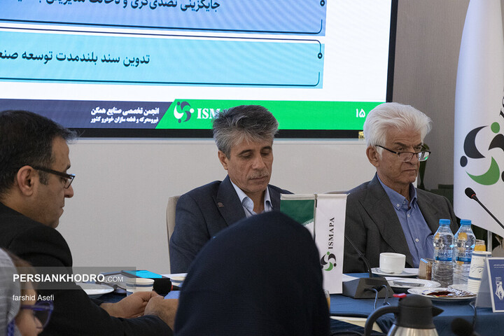 نشست خبری انجمن تخصصی صنایع همگن نیرومحرکه و قطعه سازان خودرو کشور
