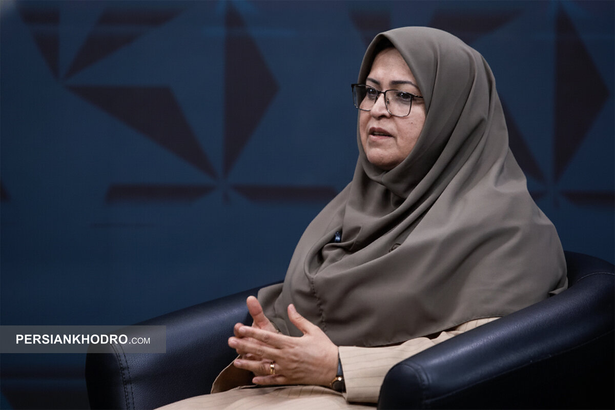 فرزانه انصاری