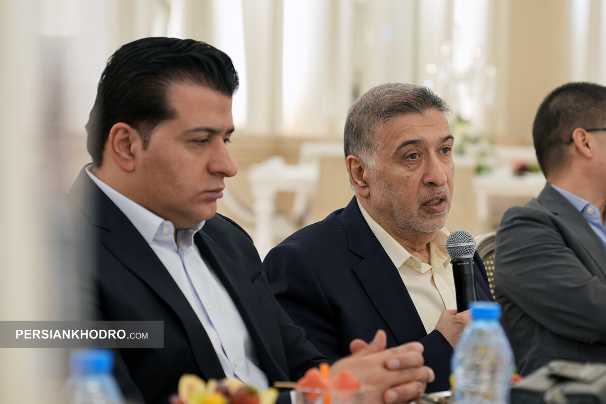 بهرام شریعت