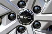BYD برای فتح بازار اروپا ۳ کارخانه خودرو و یک کارخانه باتری می‌سازد