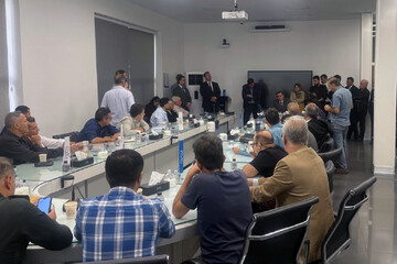 بیش از ۱۲۰۰ خودرو در راه ایران؛ پرشیاخودرو زمان ارسال تعهدات را اعلام کرد