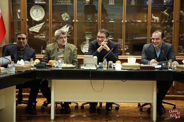 نهضت ساخت داخل