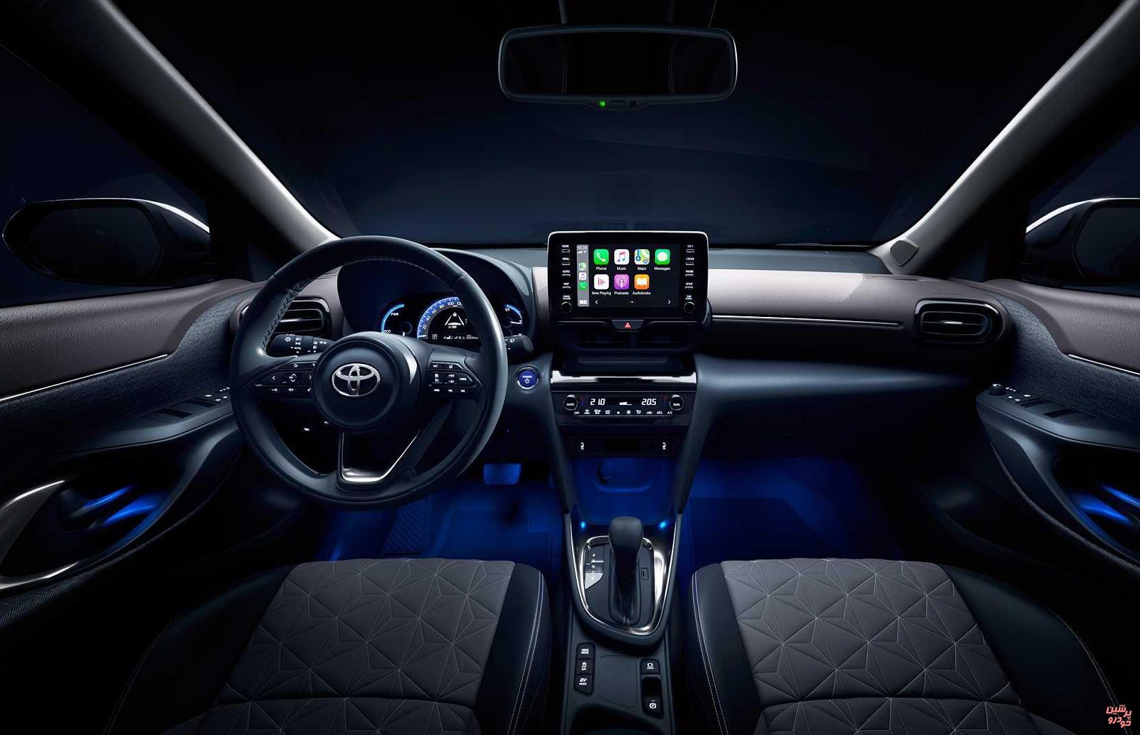 یاریس کراس 2021