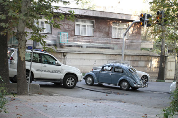 تقابل اوتول و پرادو در تهران+تصویر