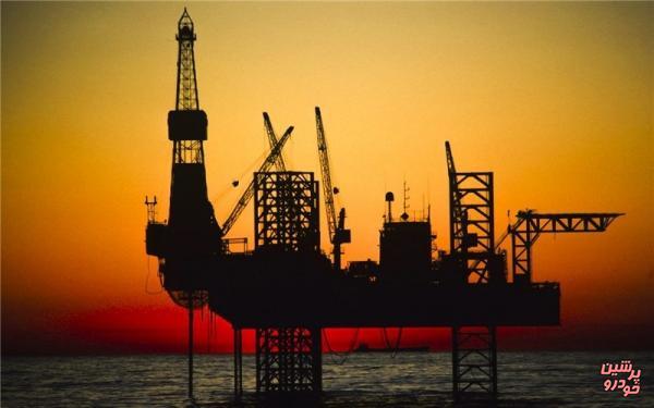 کاهش قیمت نفت و افزایش بهای طلا