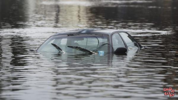 چگونه خود را از خودرویی که در حال غرق شدن است نجات دهیم؟