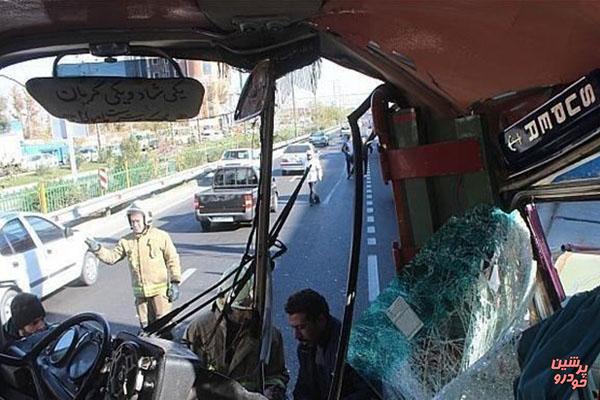 تصادف خودرو ترانزیت ترکیه‌ای با اتوبوس بی‌آرتی 