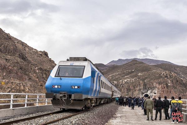 ⁧راه‌آهن قزوین ـ‌ رشت⁩  جهشی در حمل و نقل ریلی است