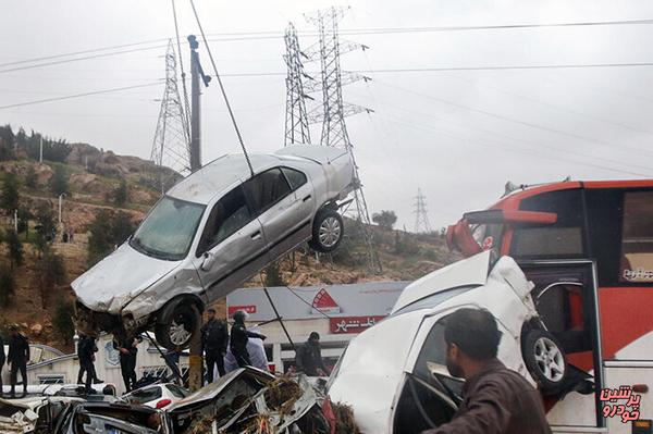 ورود ایران‌ خودرو برای امدادرسانی به سیل زدگان شیراز