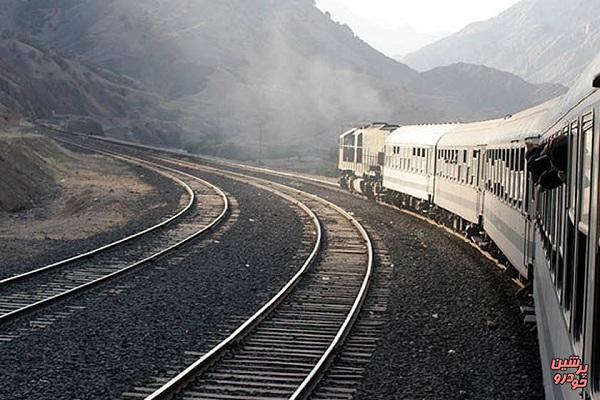 عبور روزانه ۸۶ رام قطار مسافری از استان سمنان