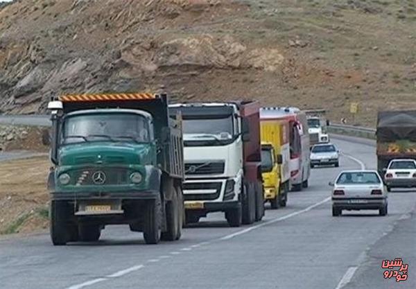 تردد خودروهای باری سنگین در دو جاده مواصلاتی گیلان ممنوع شد