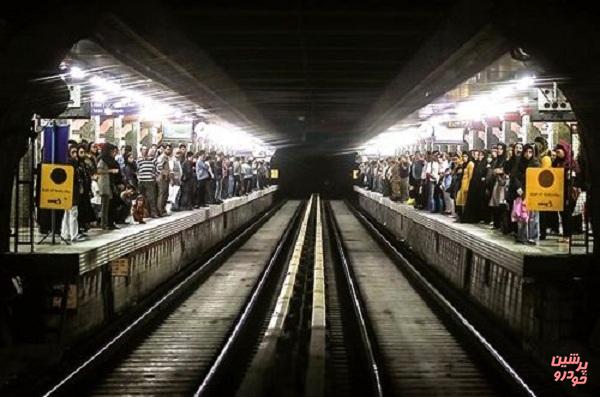 علت اختلال در حرکت قطارهای خط 2 مترو اعلام شد