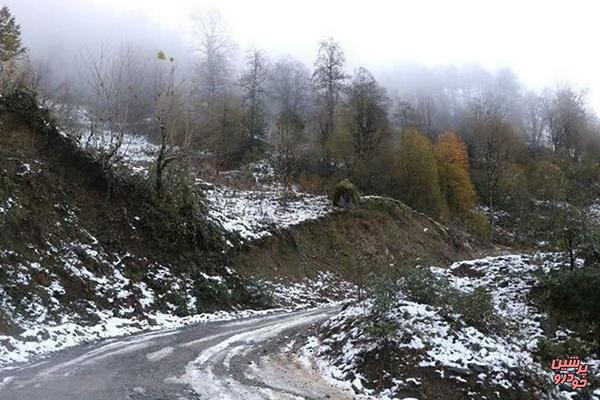 بارش برف و باران در جاده‌های 3 استان