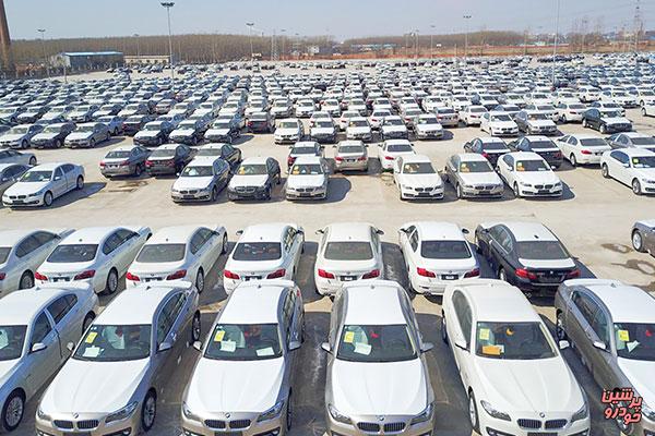 واردکنندگان دست به دامن رئیس جمهوری شدند / سامانه جدید ثبت سفارش گره ای از واردات خودرو باز نمی کند
