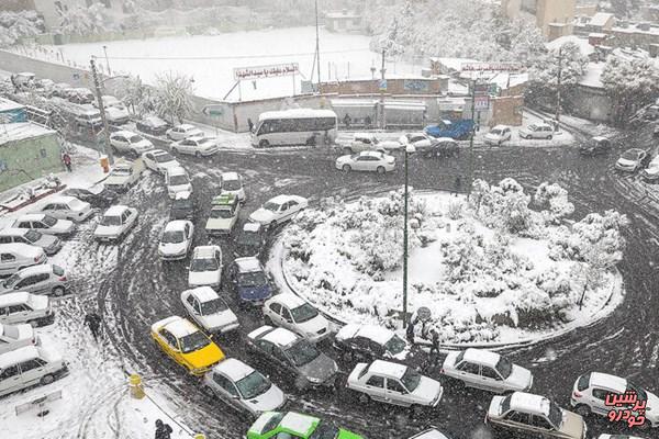 رصد پایانه‌ها و خطوط تاکسی تهران در روزهای برفی
