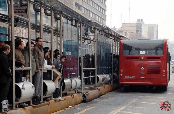 حجم بالای مسافر در اتوبوس‌های تهران!