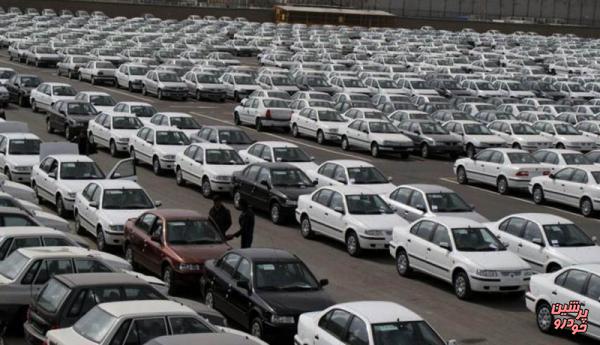 ورود وزیر صنعت به بازار قیمت های نامتعارف خودرو