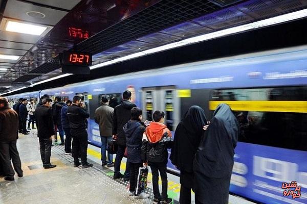 مسافران مترو نسبت به فروردین ۲۰۰ درصد افزایش یافت