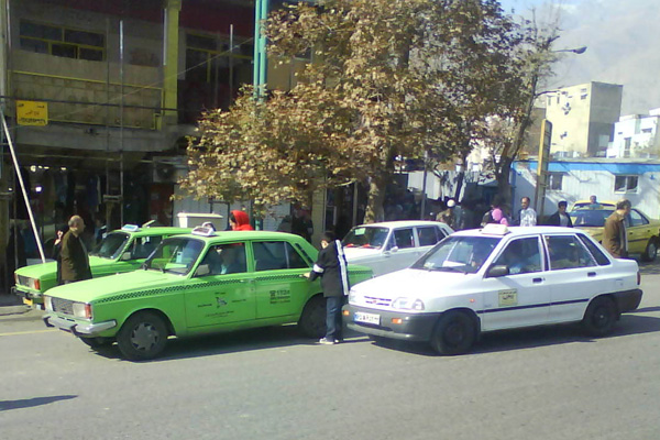 تداوم معضل شارژ ماهانه تاکسیهای سبز