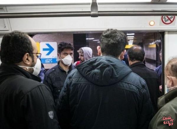 راه‌حلی برای کاهش شلوغی مترو نیست