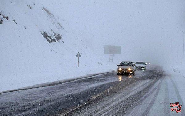 بارش باران و برف در جاده های ٢٠ استان
