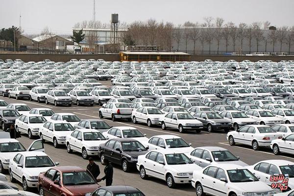 واکنش ایران خودرو به هزینه تبلیغات و نگهداری خودروهای ناقص در پارکینگ