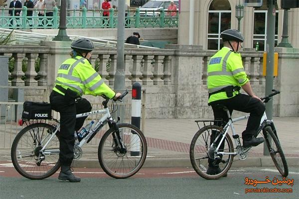 پلیس آلمان دوچرخه سوار می شود