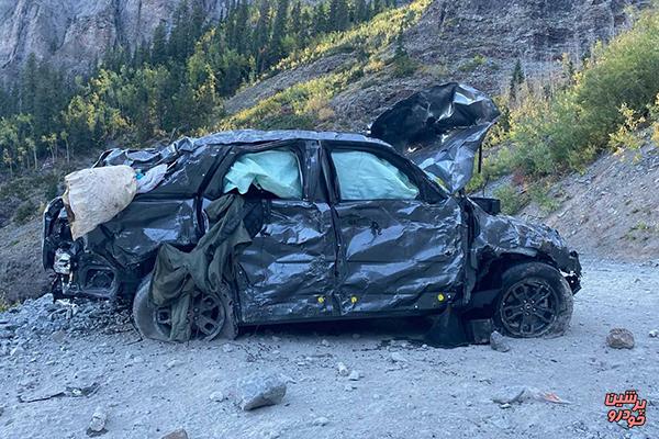 سقوط معجزه آسای فورد در دره 122 متری + تصاویر