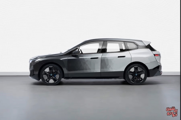 کراس اوور الکتریکی جدید BMW، در ثانیه تغییر رنگ می ‌دهد