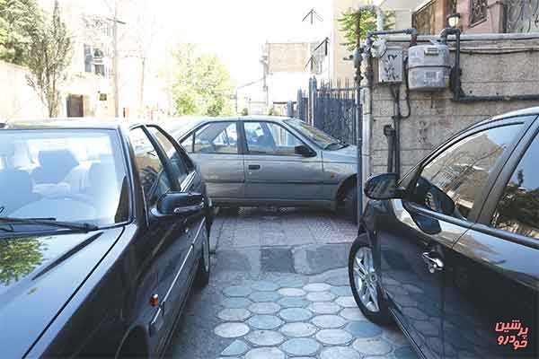 معابر تهران به پارکینگ تبدیل شده است