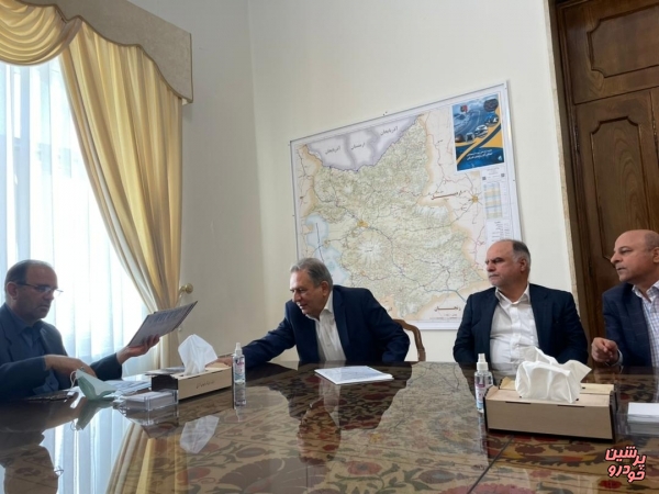 توسعه تولید اتوبوس، کامیون و کشنده با همکاری گروه بهمن