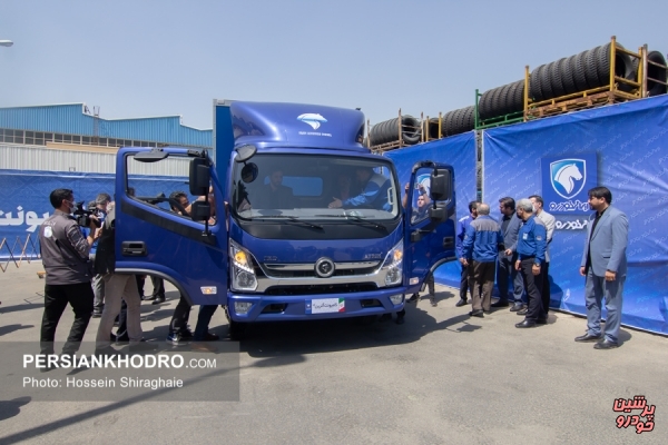 کامیونت آترین پلاس ایران‌خودرو دیزل رونمایی شد