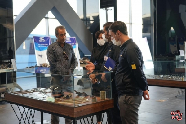 برگزاری نمایشگاه خودکفایی صنایع تولیدی کروز