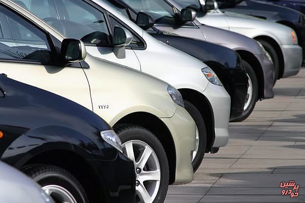 یک نماینده مجلس خواستار افزایش عرضه خودرو در بورس شد